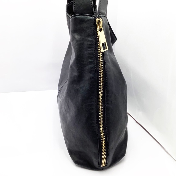 {Vince Camuto} HEIDI Tote - Picture 14 of 15